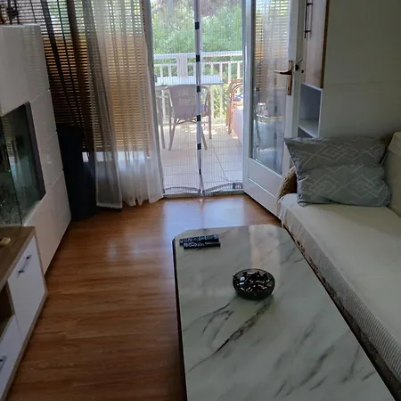 Kod Mare Апартаменти Трогір